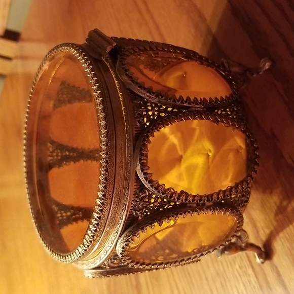 Antique Ormolu Filigree Footed Jewelry Box - Picture 3 of 16